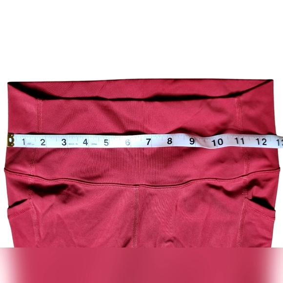 Zyia Red Legging, Size 6-8 (medium) - Picture 5 of 5
